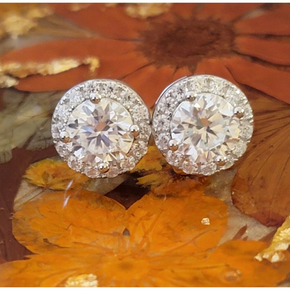 925 Sterling Silver Moissanite Halo Stud Earrings 7mm Screw Back NWT